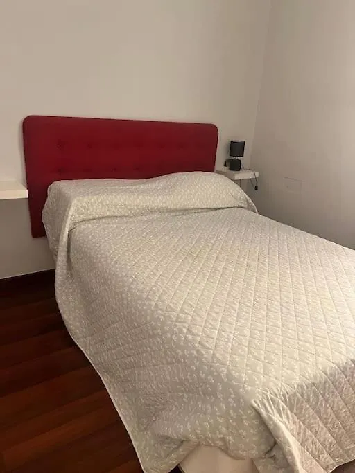 Casetta Centrale Di Bibi A Piazza Amedeo Napoli İtalya